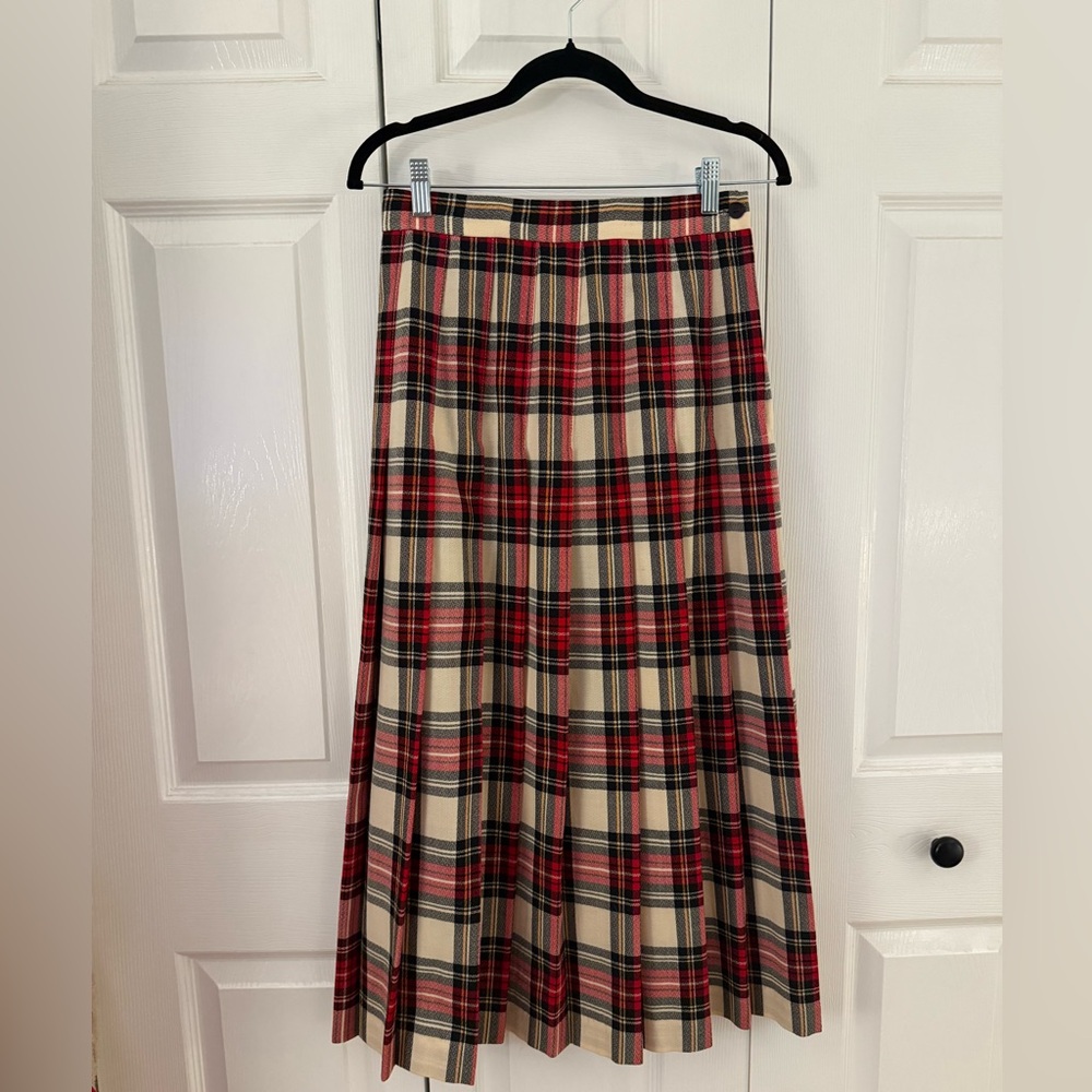 Talbots Red and Cream Plaid Pleated Skirt